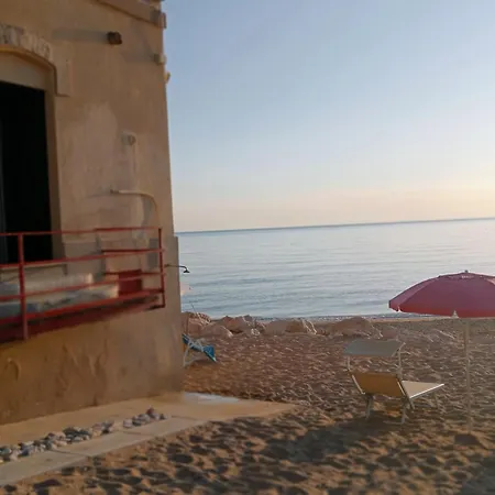 Il Casello Nel Mar *