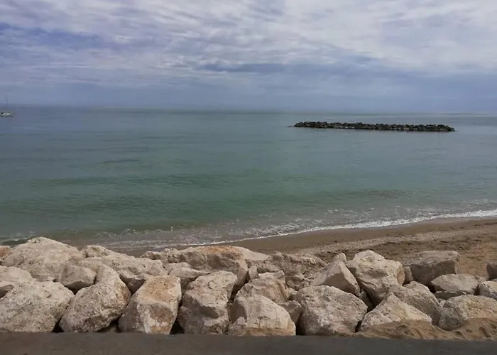 Casello Al Mare 西维尔诺瓦·马尔凯