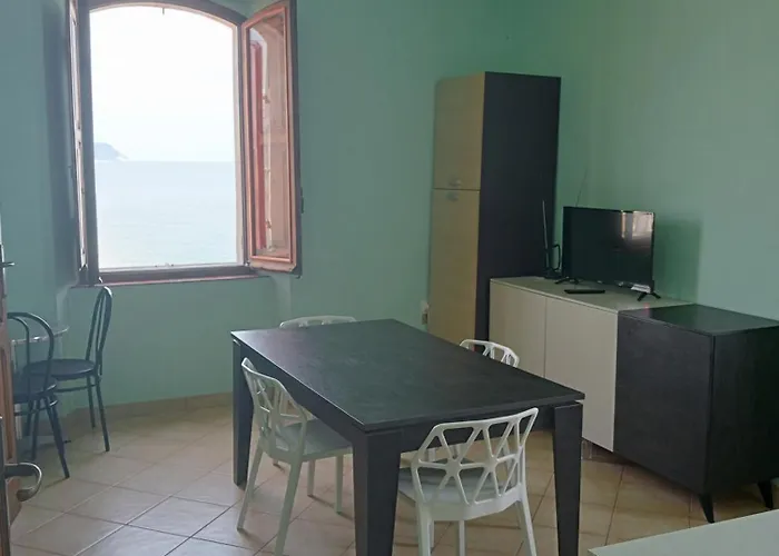 公寓 Casello Al Mare